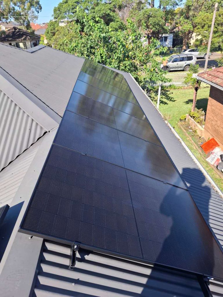 Additional view of ☀️🖤 Premium Solar Installation in Baulkham Hills! ⚡🏡